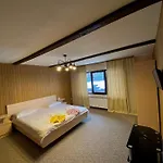 Guculka Apartment *
